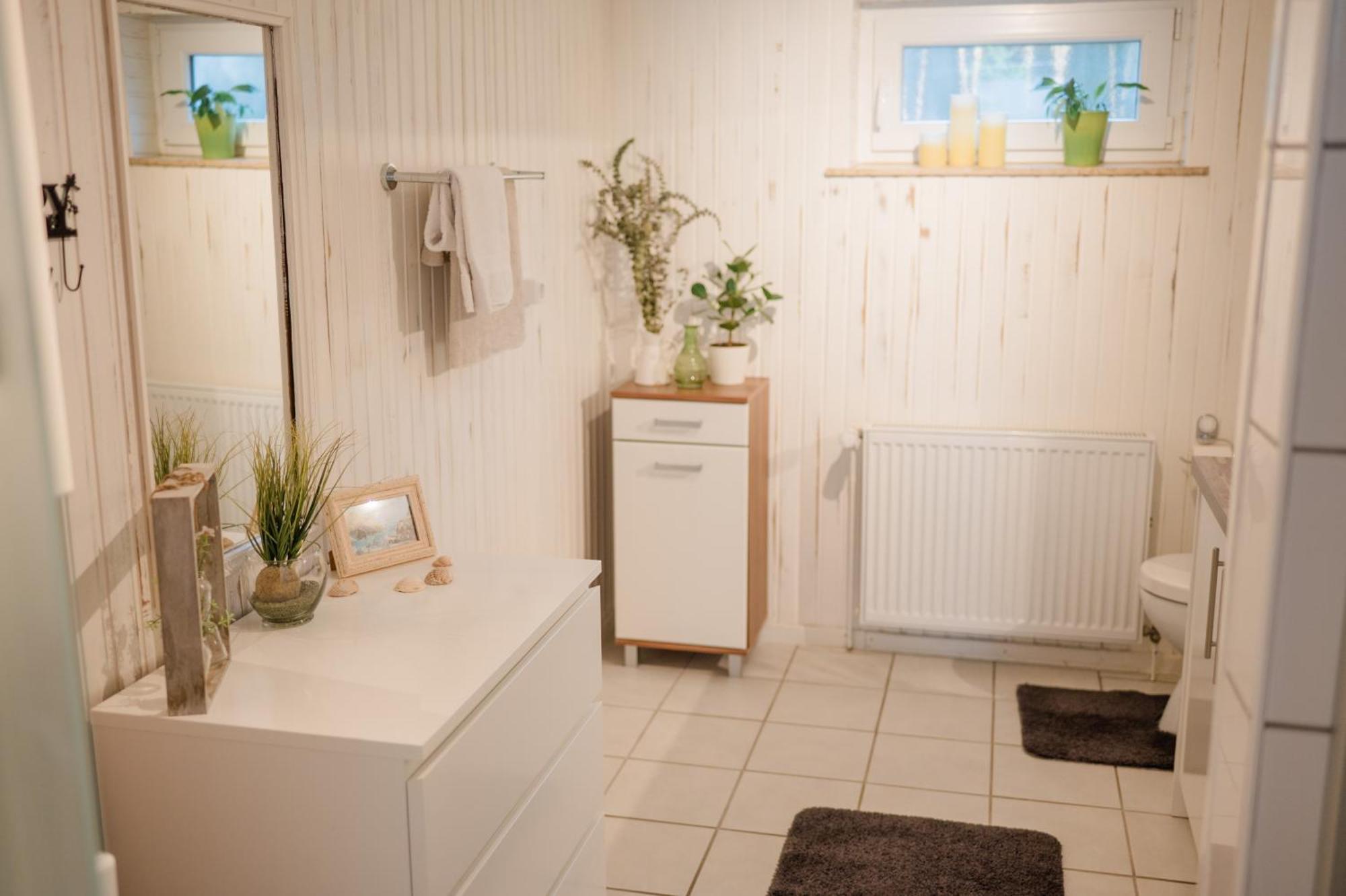 Buchlindenweg - Zimmer & Ferienwohnung Breitscheid  Luaran gambar